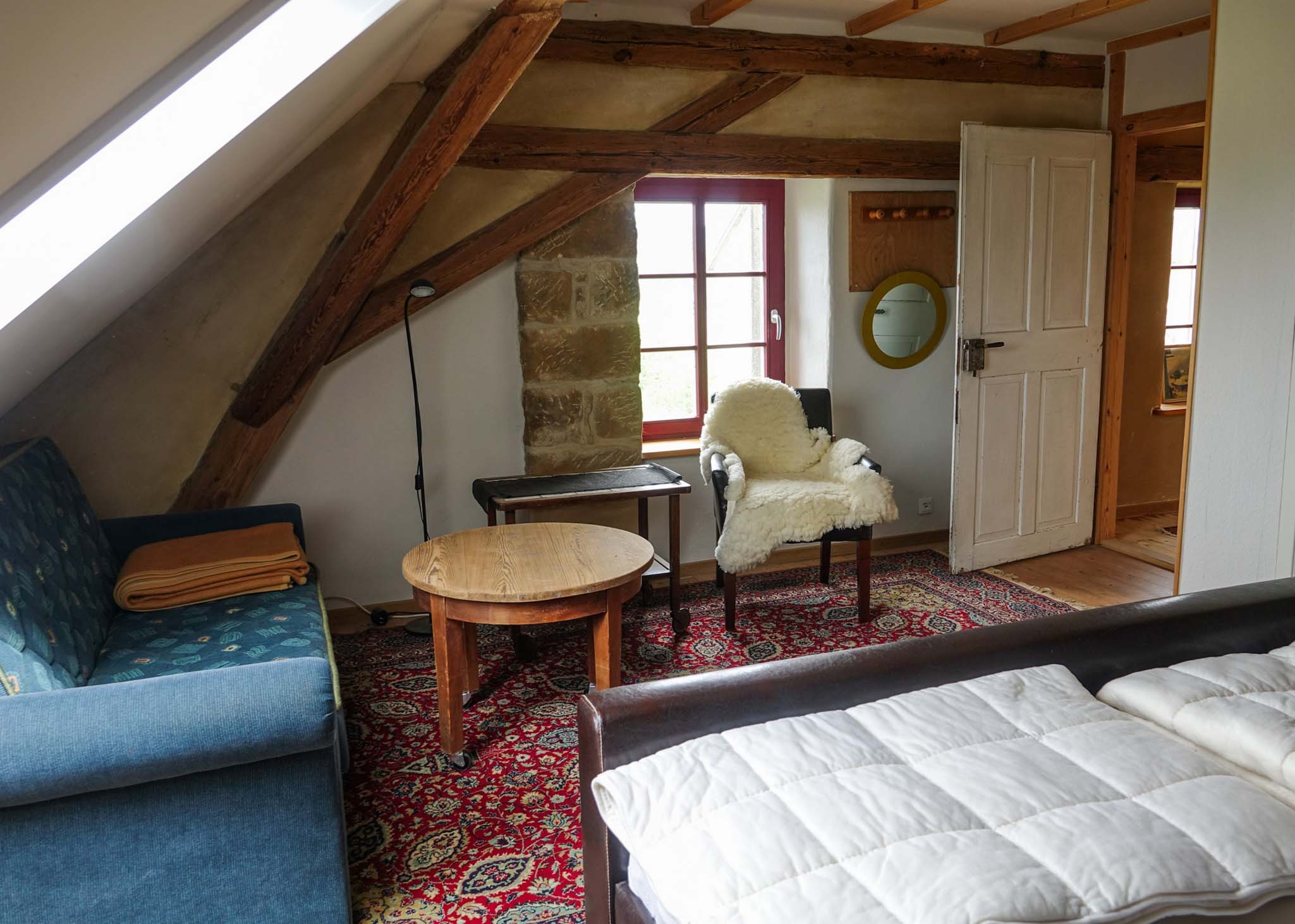 Schlafzimmer 1